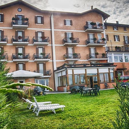 Wellness e Resort Stella Delle Alpi Rontzaun Exterior foto